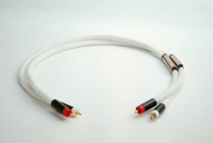 Silver Analogue Interconnects by Malega Audio